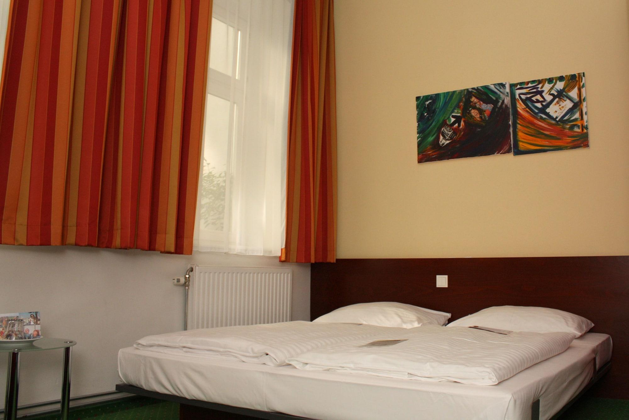Stadthalle Bed and breakfast 2*