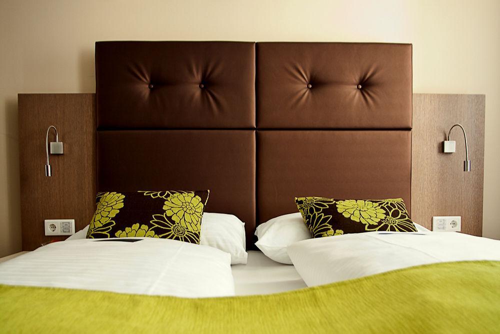 Bed and breakfast Stadthalle 2*